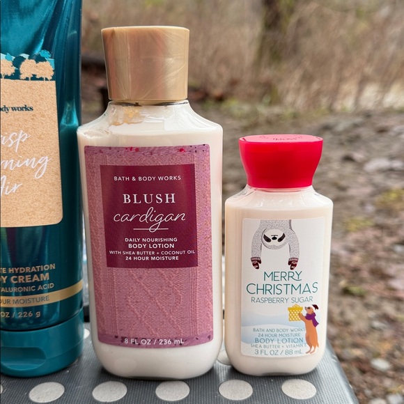 Bath and Body Works body lotion bundle - Picture 3 of 5